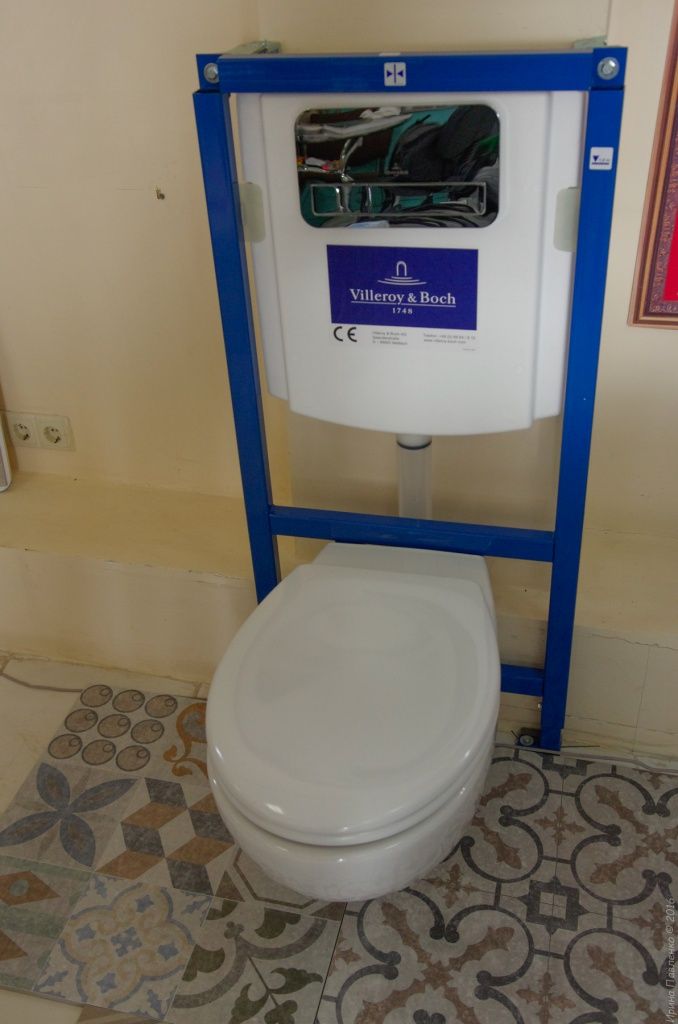 Скидка на инсталляцию VILLEROY&BOCH 92246100 с клавишей ViConnect 